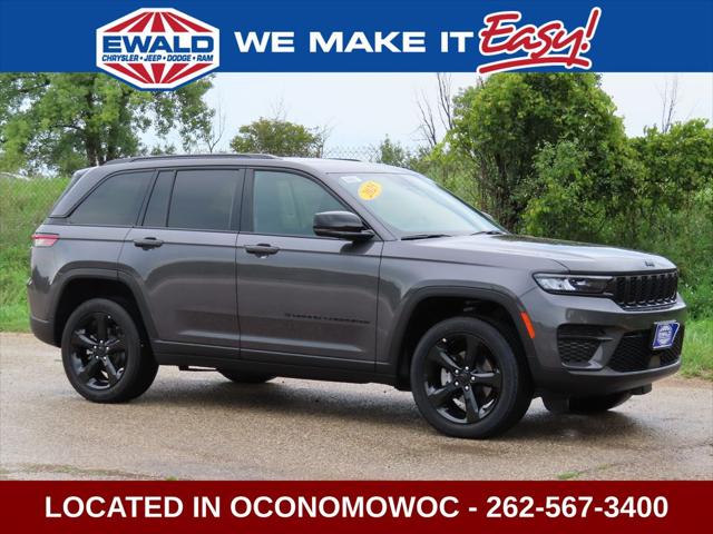 2025 Jeep Grand Cherokee Altitude X 4x4 for sale in Delafield, WI
