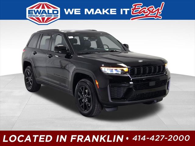 2026 Jeep Grand Cherokee Altitude 4x4 for sale in Delafield, WI