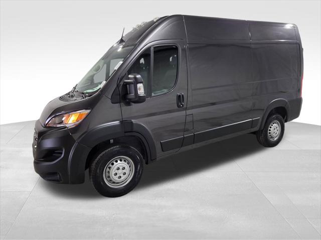 2026 Ram ProMaster 2500 Cargo Van Tradesman High Roof 136 WB w/Pass Seat