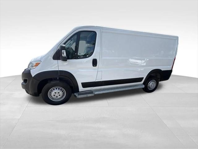 2025 RAM ProMaster 2500 Cargo Van Tradesman Low Roof 136 WB w/Pass Seat 2025 RAM ProMaster 2500 Cargo Van Tradesman Low Roof 136 WB w/Pass Seat