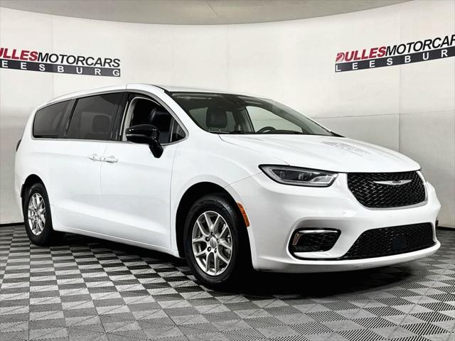2024 Chrysler Pacifica Touring L 2024 Chrysler Pacifica Touring L
