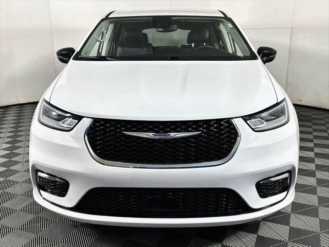 2024 Chrysler Pacifica Touring L 2024 Chrysler Pacifica Touring L