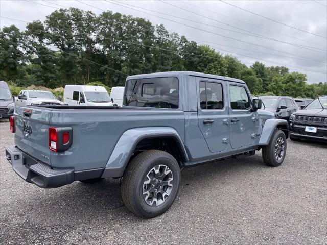 2026 Jeep Gladiator GLADIATOR SAHARA 4X4
