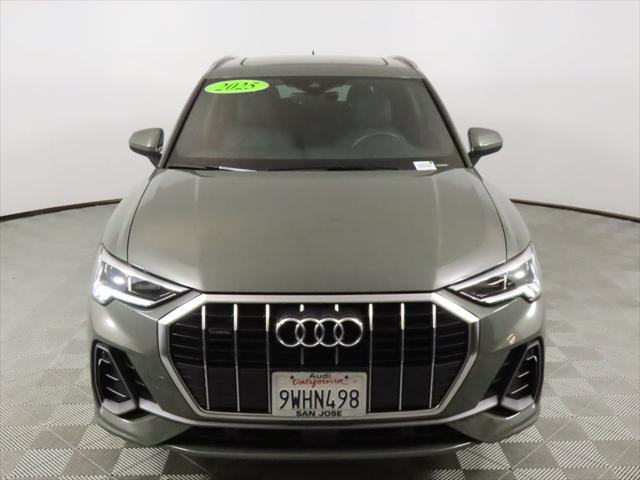 2025 Audi Q3 Premium 45 TFSI S line quattro Tiptronic
