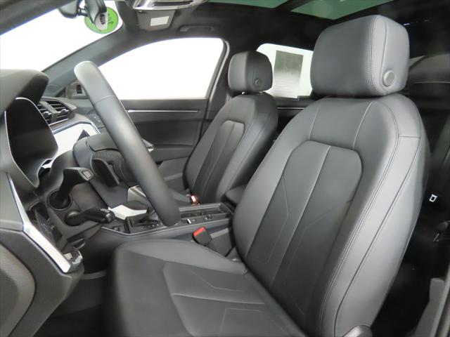 2025 Audi Q3 Premium 45 TFSI S line quattro Tiptronic