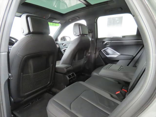 2025 Audi Q3 Premium 45 TFSI S line quattro Tiptronic