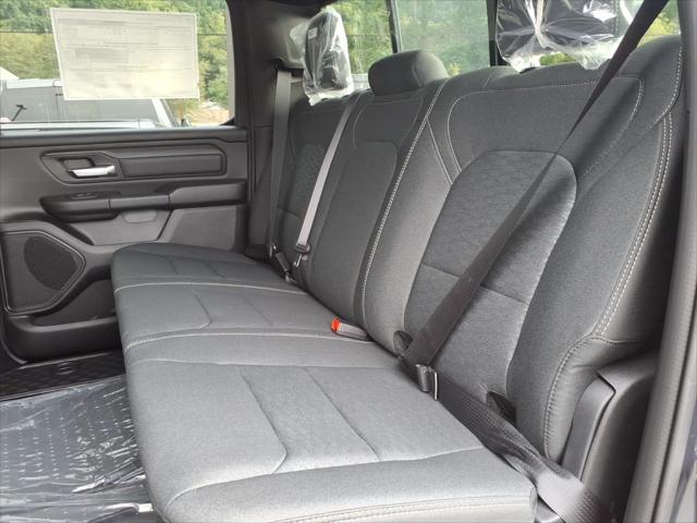 2026 Ram 1500 Express Crew Cab 4x4 57 Box