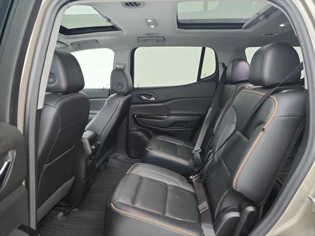 2023 GMC Acadia AWD AT4