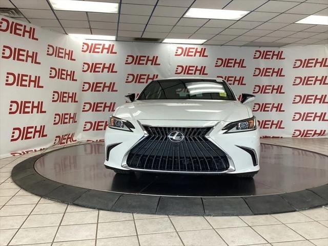 2024 Lexus ES 300h Luxury 2024 Lexus ES 300h Luxury