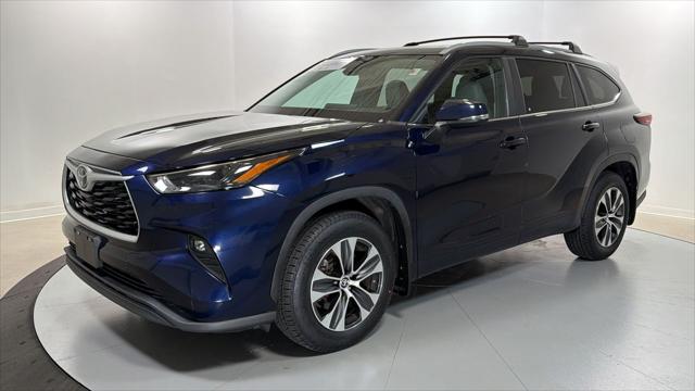 2024 Toyota Highlander 