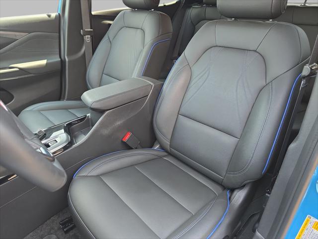 2025 Buick NV Sport Touring FWD