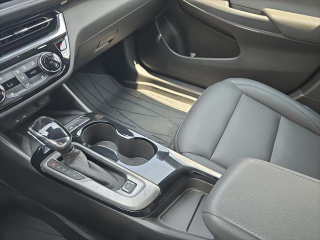 2025 Buick NV Sport Touring FWD
