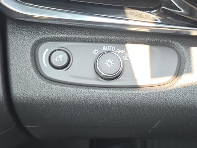 2025 Buick NV Sport Touring FWD