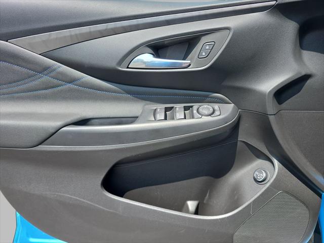 2025 Buick NV Sport Touring FWD