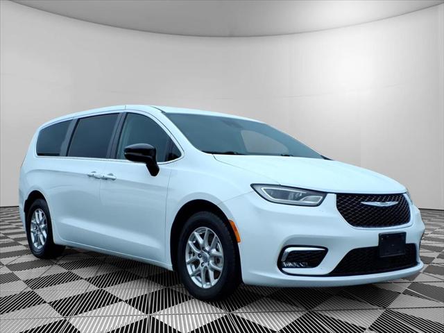 2024 Chrysler Pacifica Touring L for sale in High Point, NC