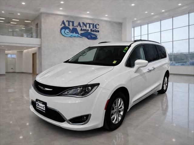 2017 Chrysler Pacifica Touring-L for sale in Sacramento, CA