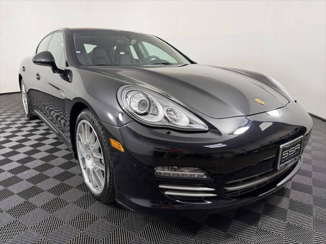 2013 Porsche Panamera 4 Platinum Edition