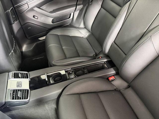 2013 Porsche Panamera 4 Platinum Edition