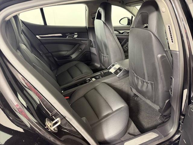 2013 Porsche Panamera 4 Platinum Edition