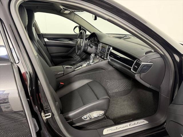 2013 Porsche Panamera 4 Platinum Edition