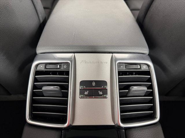 2013 Porsche Panamera 4 Platinum Edition