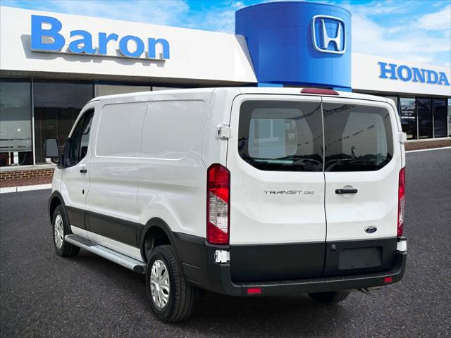 2025 Ford Transit Cargo Van Base