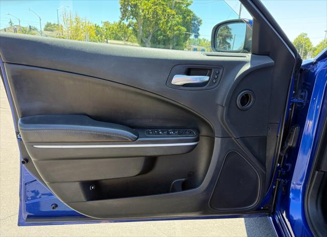 2019 Dodge Charger SXT RWD