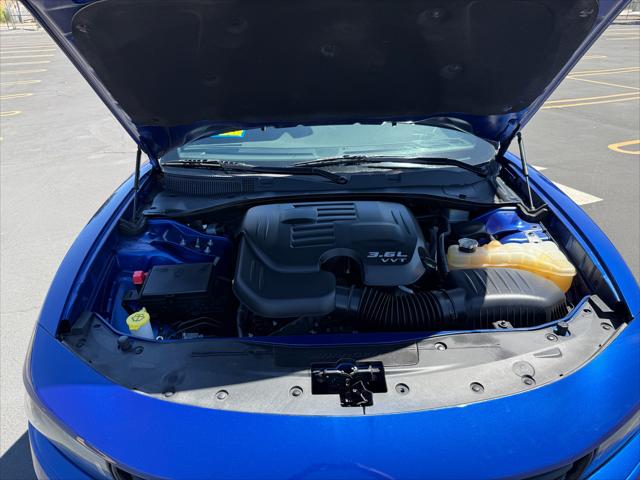2019 Dodge Charger SXT RWD