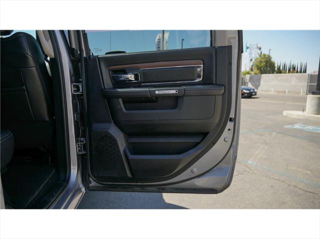 2019 Ram 1500 Classic Laramie Crew Cab 4x4 57 Box