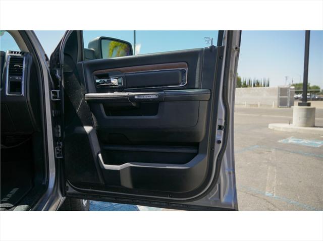 2019 Ram 1500 Classic Laramie Crew Cab 4x4 57 Box