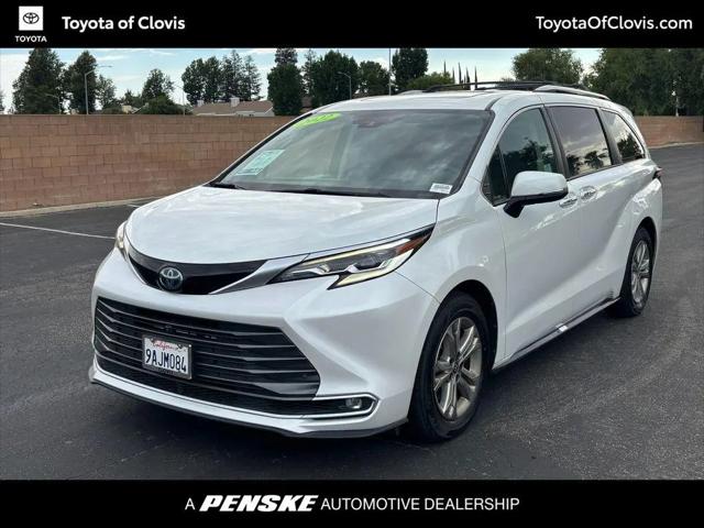 2022 Toyota Sienna Platinum for sale in Clovis, CA