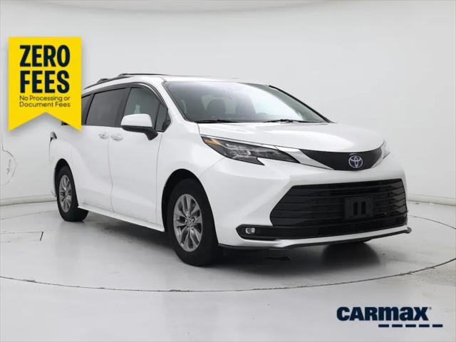 2025 Toyota Sienna XLE for sale in Lancaster, PA