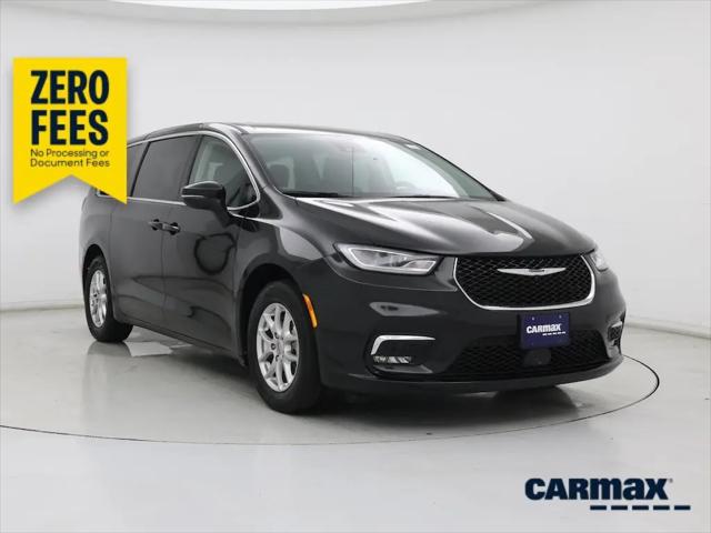 2023 Chrysler Pacifica Touring L for sale in Brooklyn Park, MN