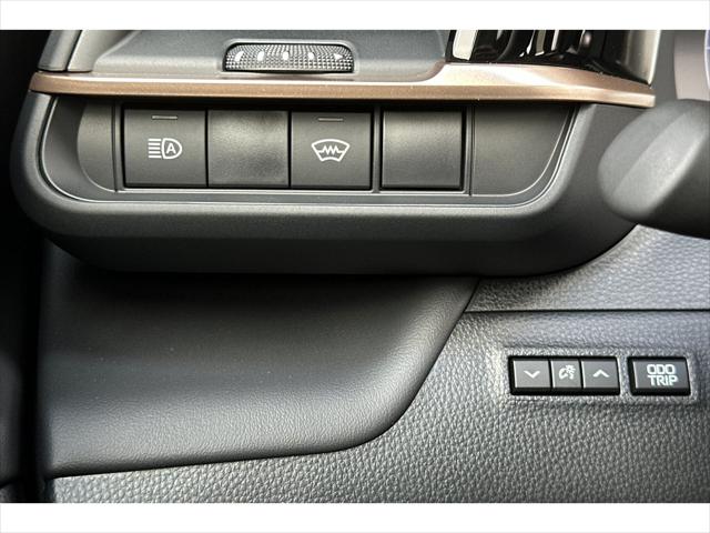 2026 Toyota Crown Platinum
