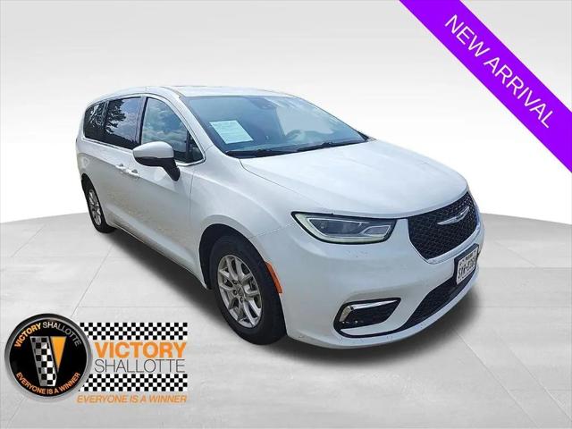 2023 Chrysler Pacifica Touring L for sale in Shallotte, NC