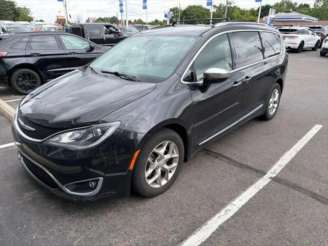 2019 Chrysler Pacifica Limited for sale in Owosso, MI