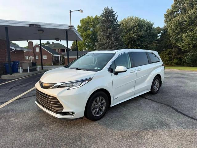 2021 Toyota Sienna XLE for sale in Emigsville, PA