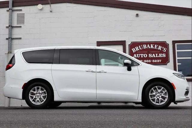 2023 Chrysler Pacifica Touring L for sale in Myerstown, PA