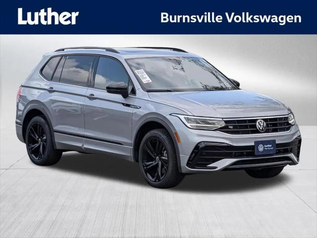 2023 Volkswagen Tiguan 2.0T SE R-Line Black for sale in Burnsville, MN