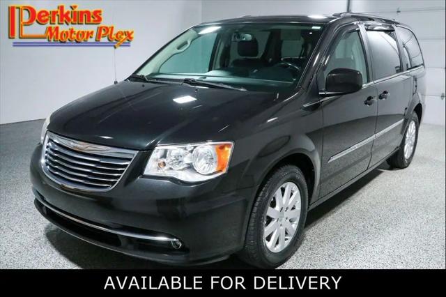 2016 Chrysler Town & Country Touring for sale in Murray, KY