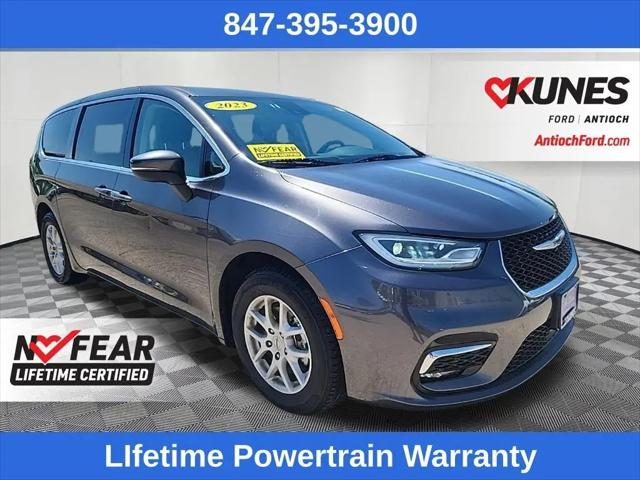 2023 Chrysler Pacifica Touring L for sale in Antioch, IL