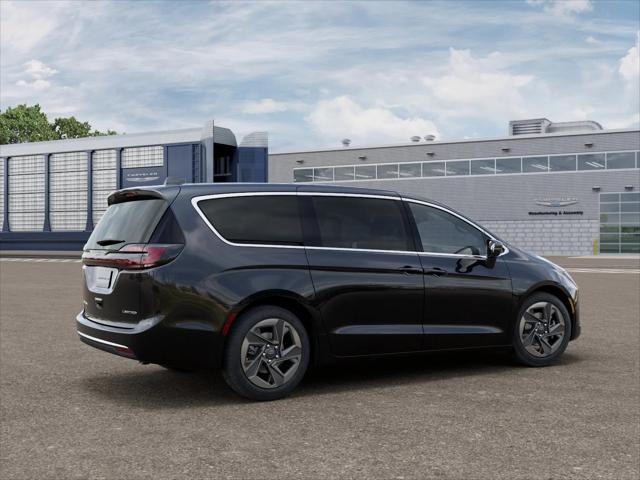 2027 Chrysler Pacifica PACIFICA LIMITED