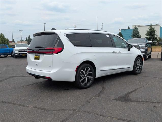2027 Chrysler Pacifica Pinnacle