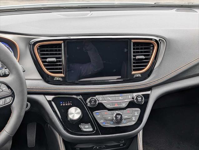 2027 Chrysler Pacifica Pinnacle