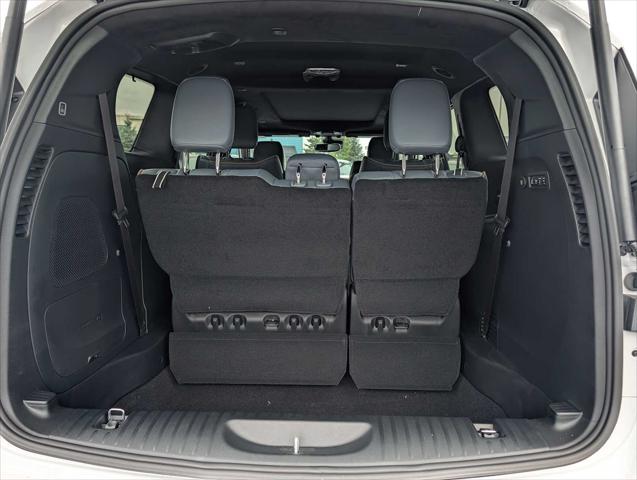 2027 Chrysler Pacifica Pinnacle