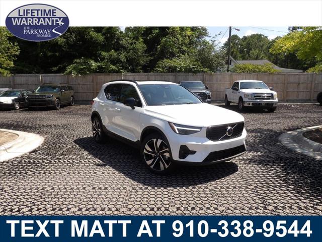 2026 Volvo XC40 Plus, B5 AWD Gas mild hybrid, Dark for sale in Wilmington, NC
