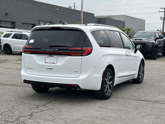 2027 Chrysler Pacifica Pinnacle