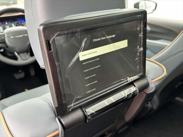 2027 Chrysler Pacifica Pinnacle