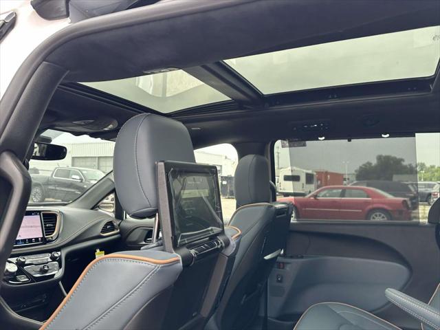 2027 Chrysler Pacifica Pinnacle