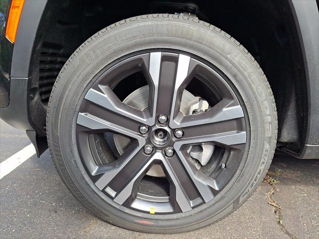 2027 Jeep Grand Cherokee GRAND CHEROKEE L LIMITED 4X4 2027 Jeep Grand Cherokee GRAND CHEROKEE L LIMITED 4X4